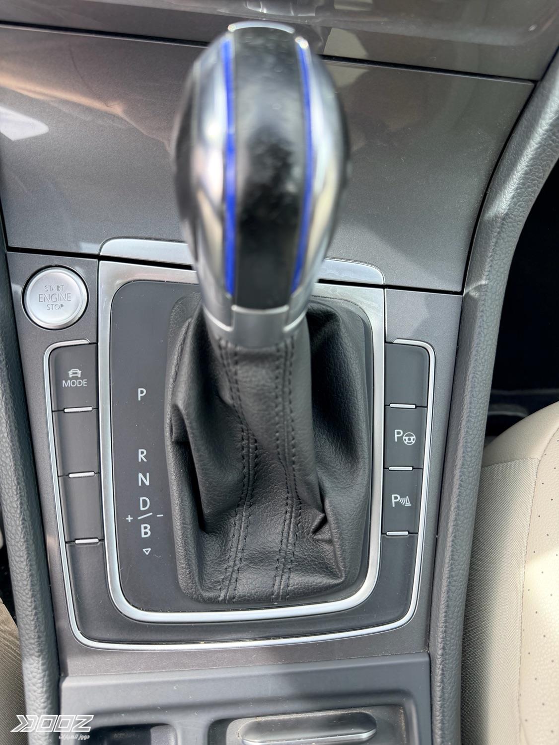 VW E-Golf 2016 for sale in Amman