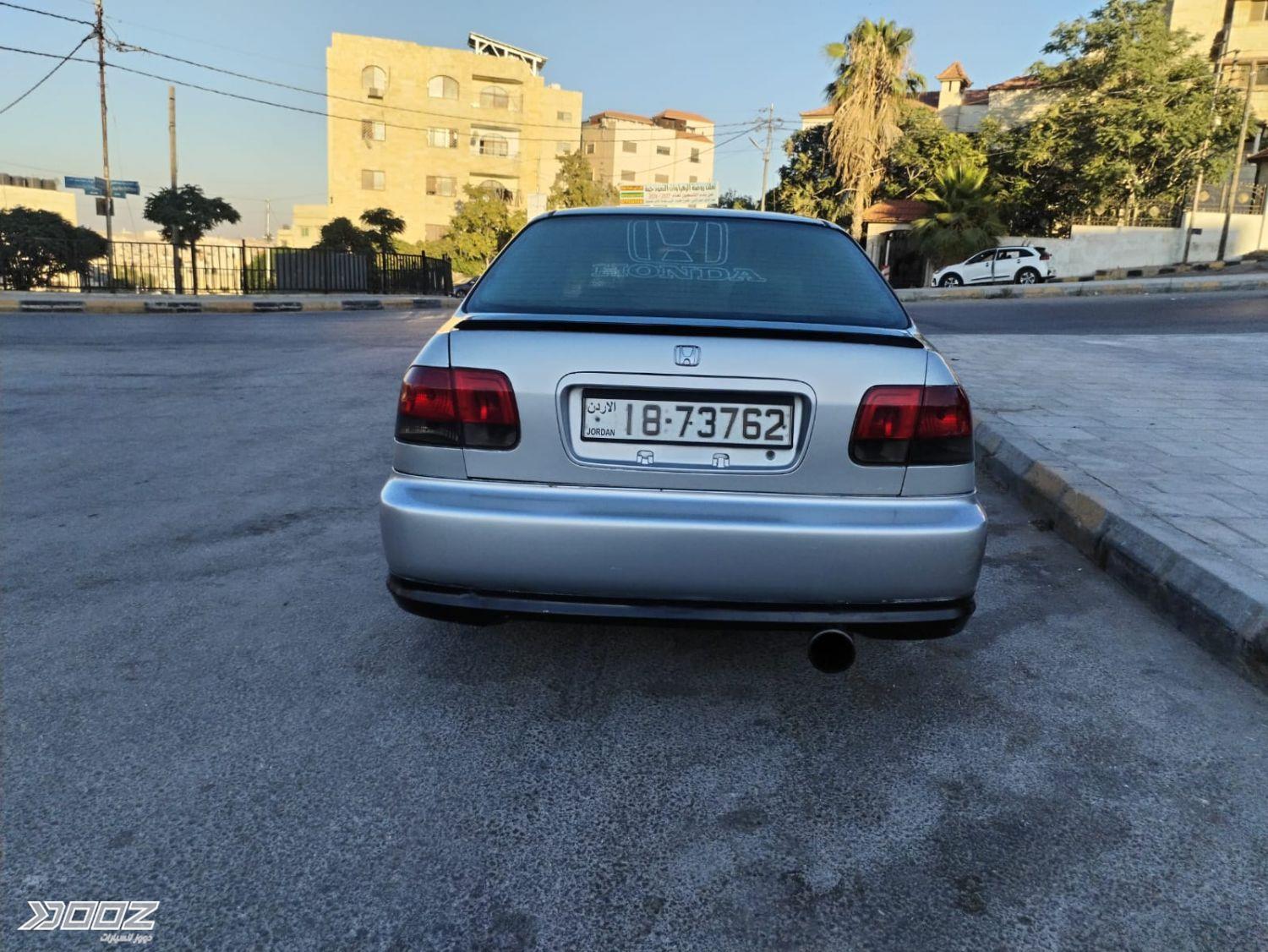 Honda Civic 2000 for sale in Zarqa