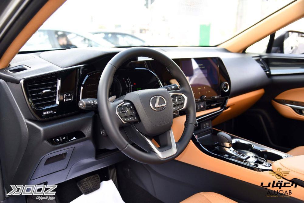 لكزس NX350h 2025 للبيع في عمان