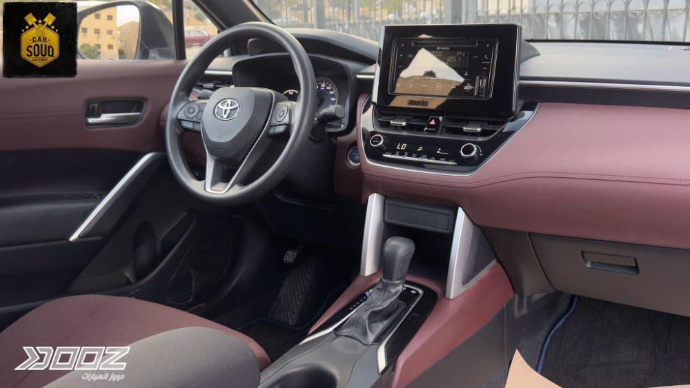 تويوتا Corolla Cross 2024 للبيع في عمان