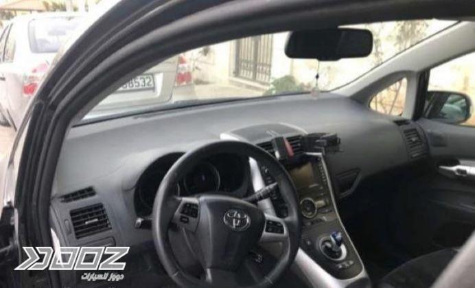 Toyota Auris 2011 for sale in Amman