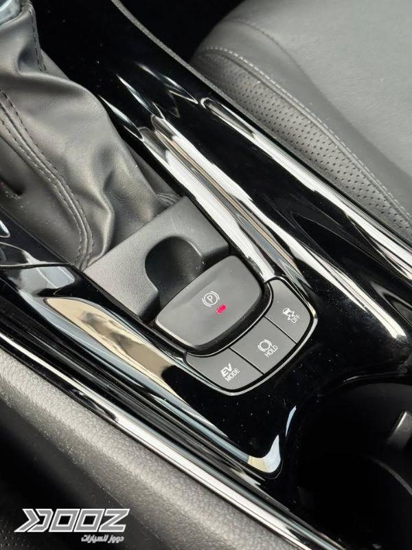 Toyota C-HR 2021 for sale in Zarqa-freezone