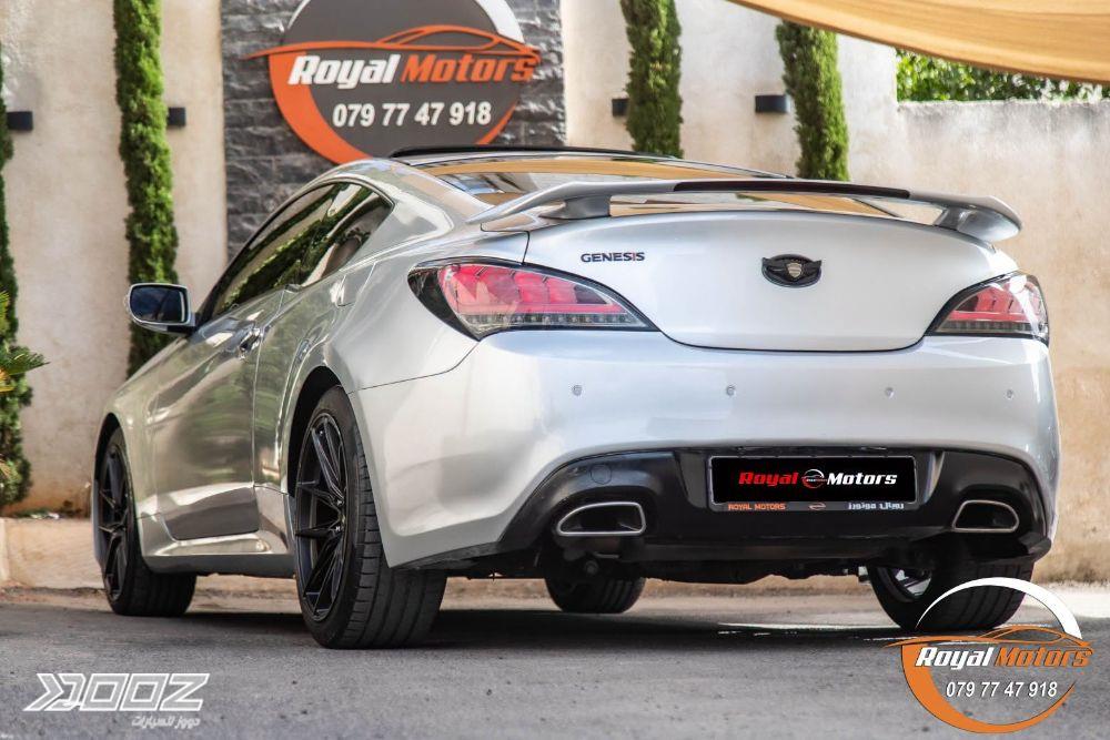 Hyundai Genesis 2012 for sale in Amman