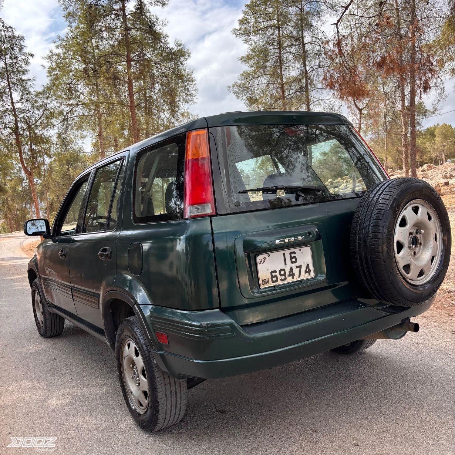 Honda CR-V 2000 for sale in Jerash