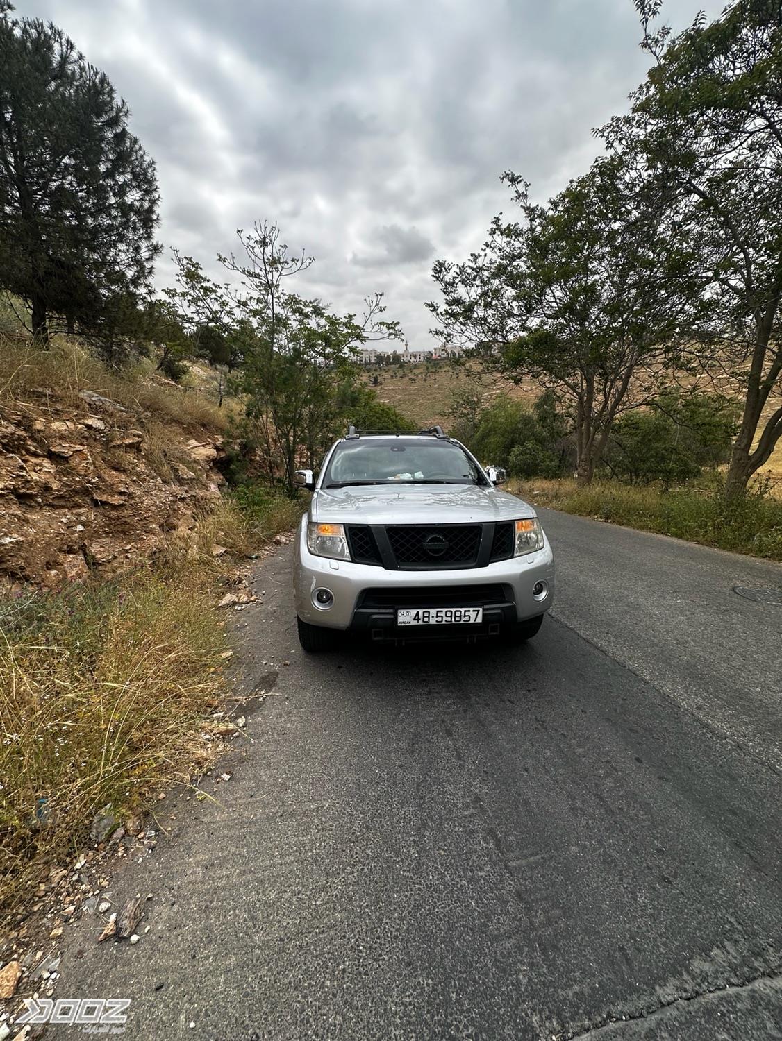 Nissan Navara 2010 for sale in Amman