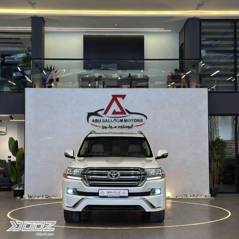 Toyota Land Cruiser 2016 for sale in Zarqa-freezone