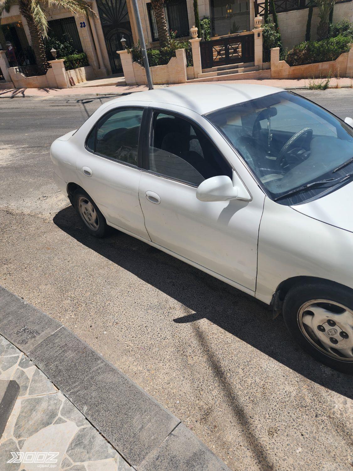 هيونداي Avante 1996 للبيع في عمان