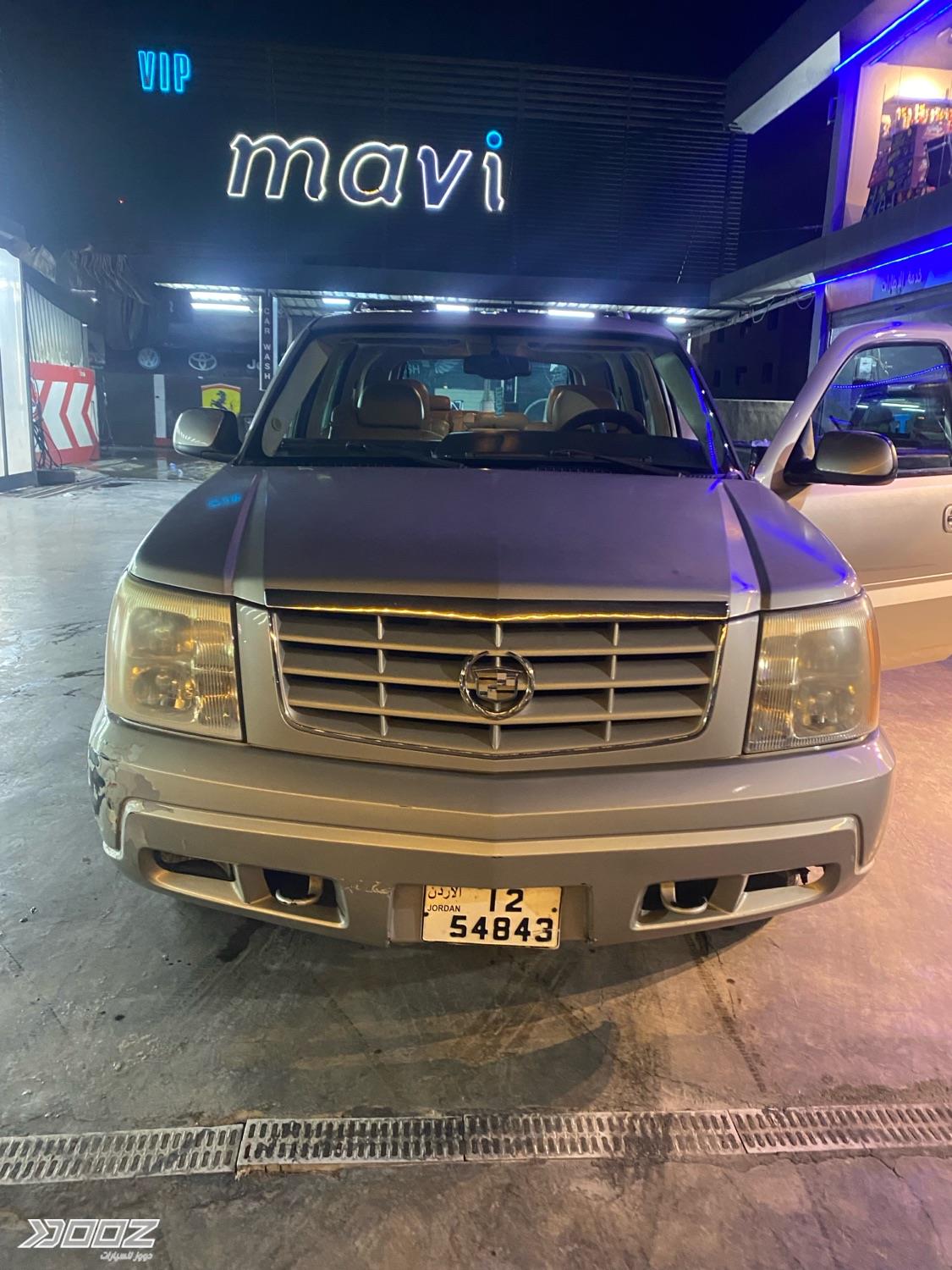Cadillac Escalade 2005 for sale in Irbid