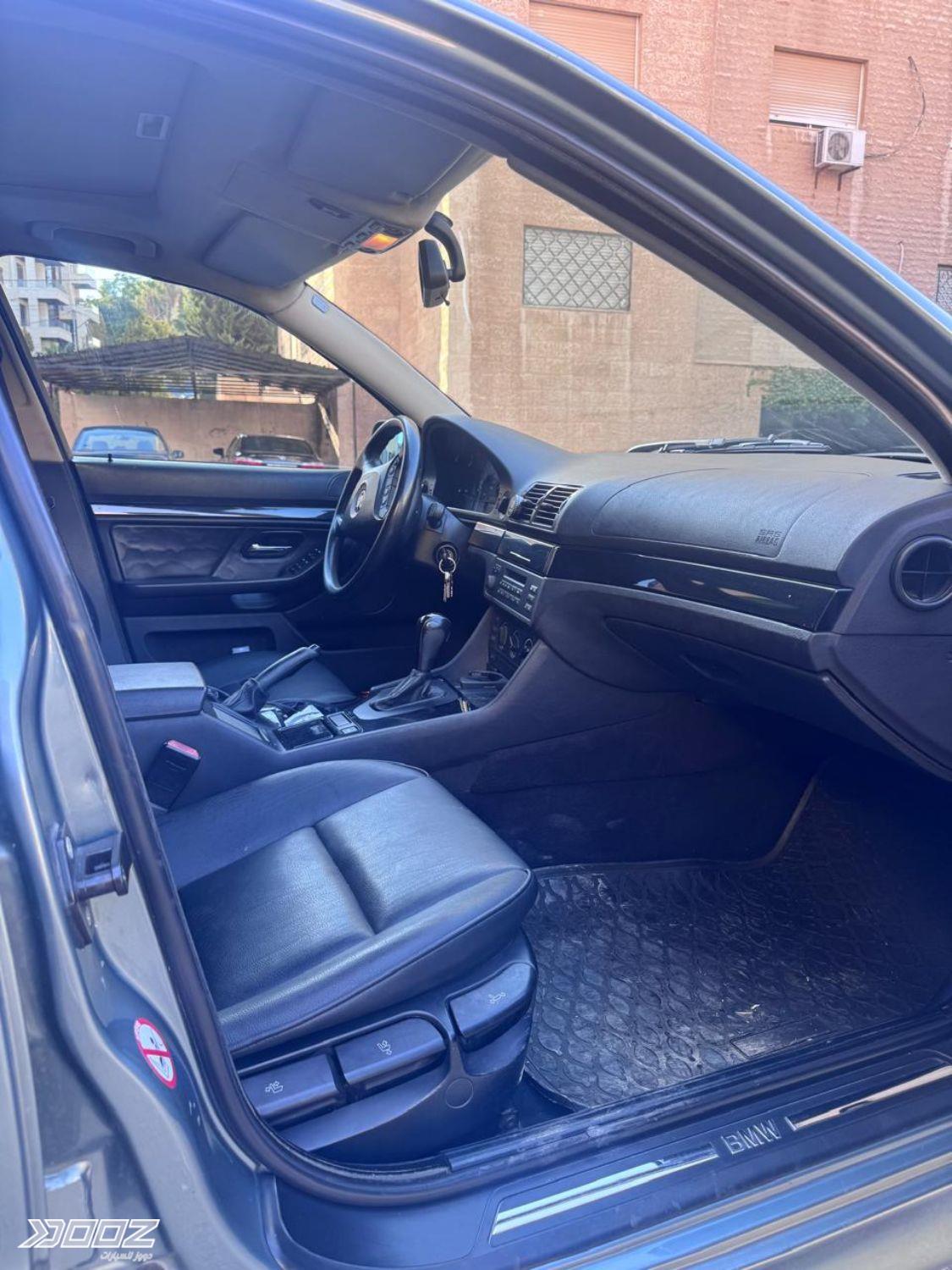 BMW 520I 2003 for sale in Amman