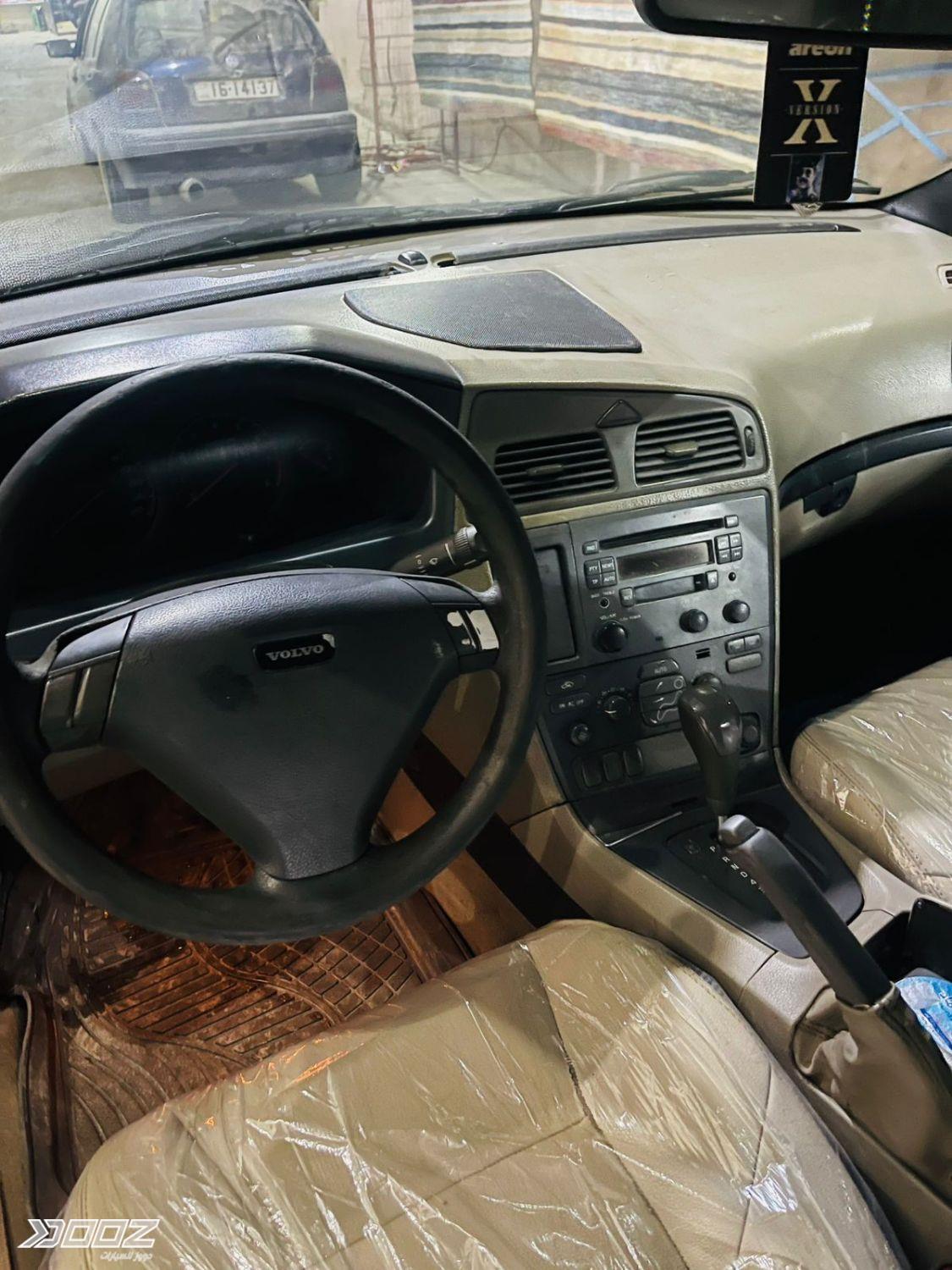 Volvo S60 2001 for sale in Amman