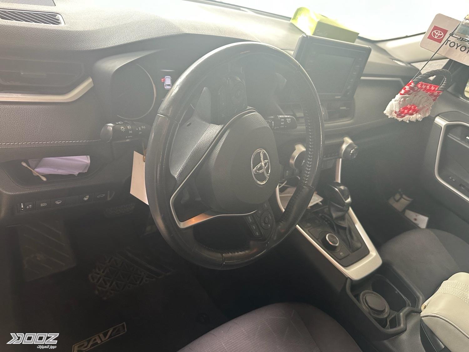 Toyota RAV4 2020 for sale in Zarqa