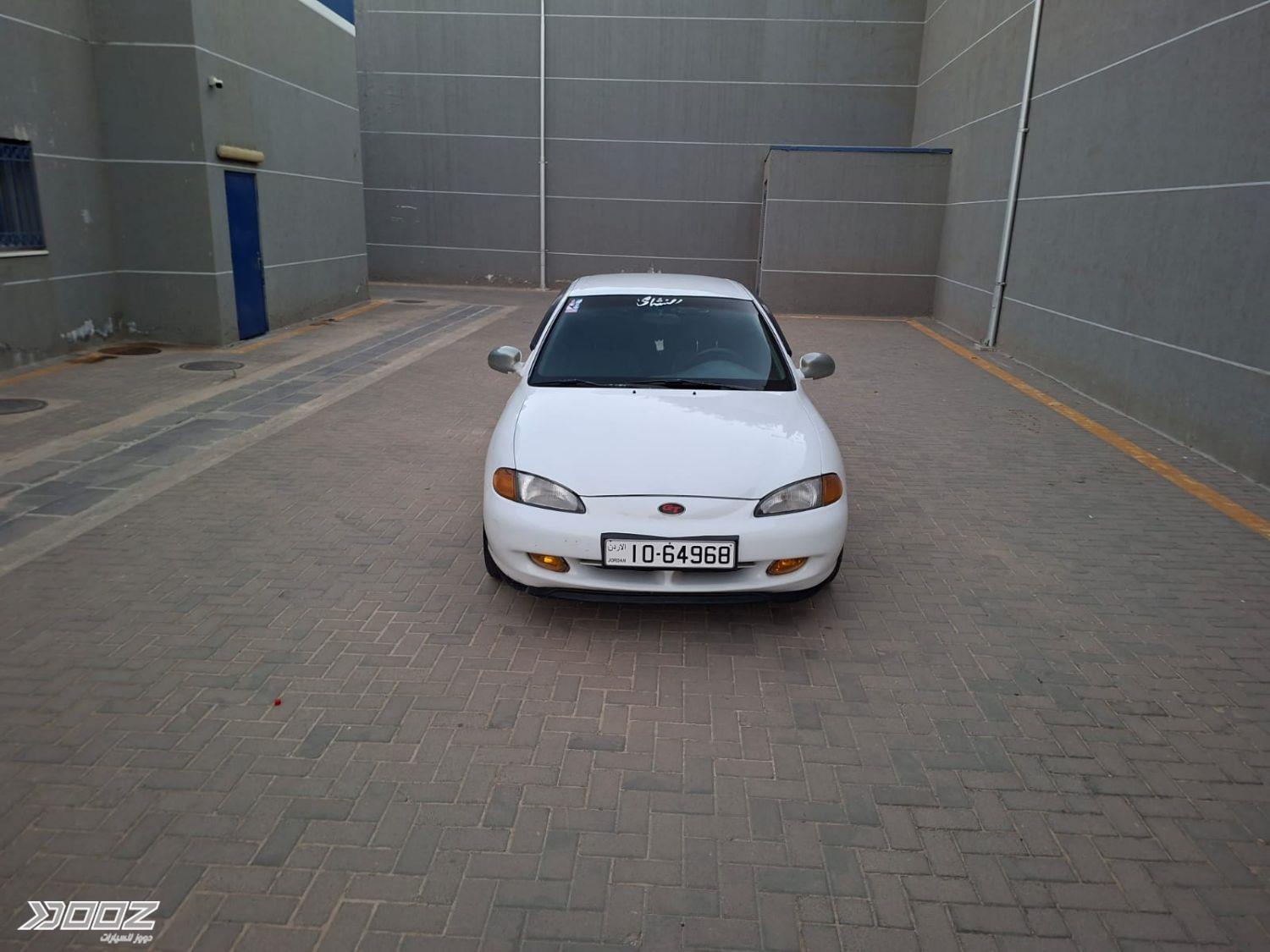 Hyundai Avante 1997 for sale in Ajloun