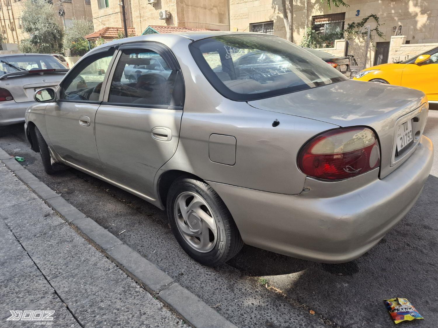 Kia Sephia 2 1997 for sale in Amman
