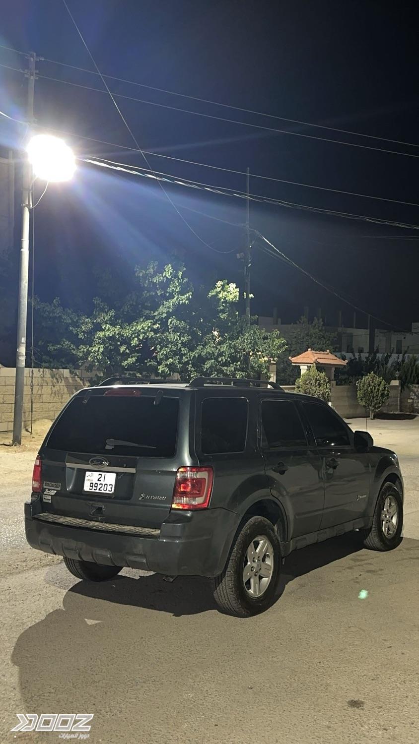 Ford Escape 2010 for sale in Al Karak