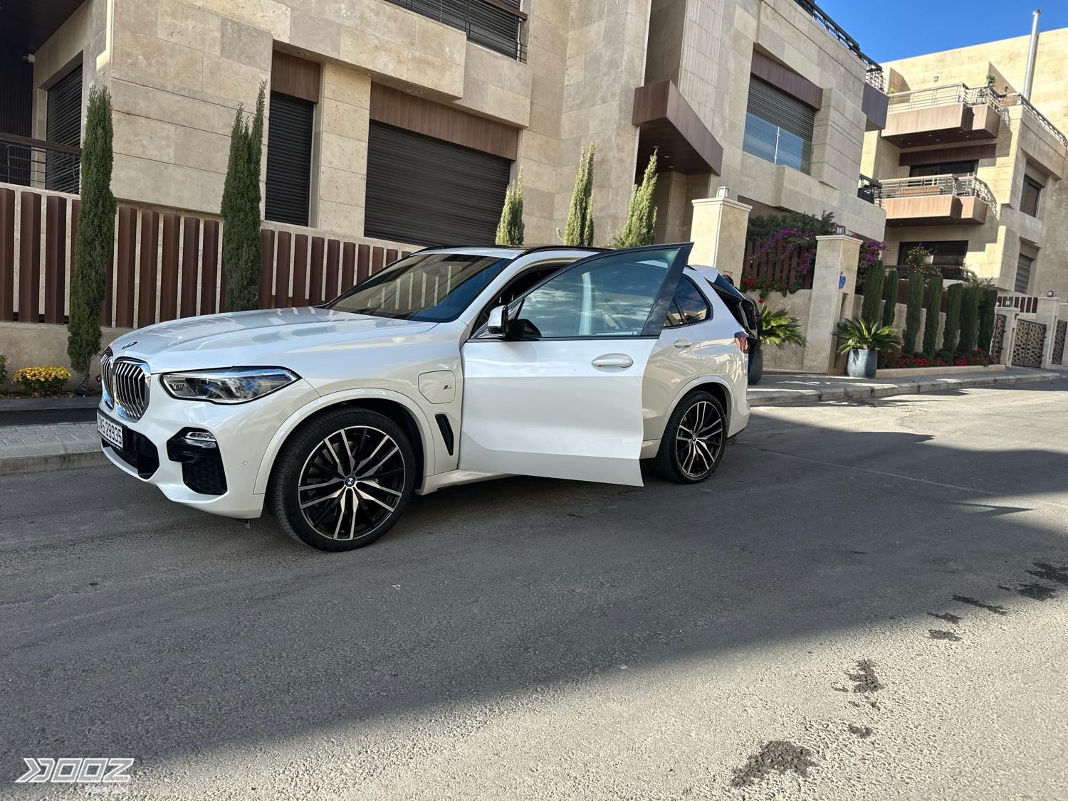 بي إم دبليو X5 Plug-in Hybrid 2021 للبيع في عمان