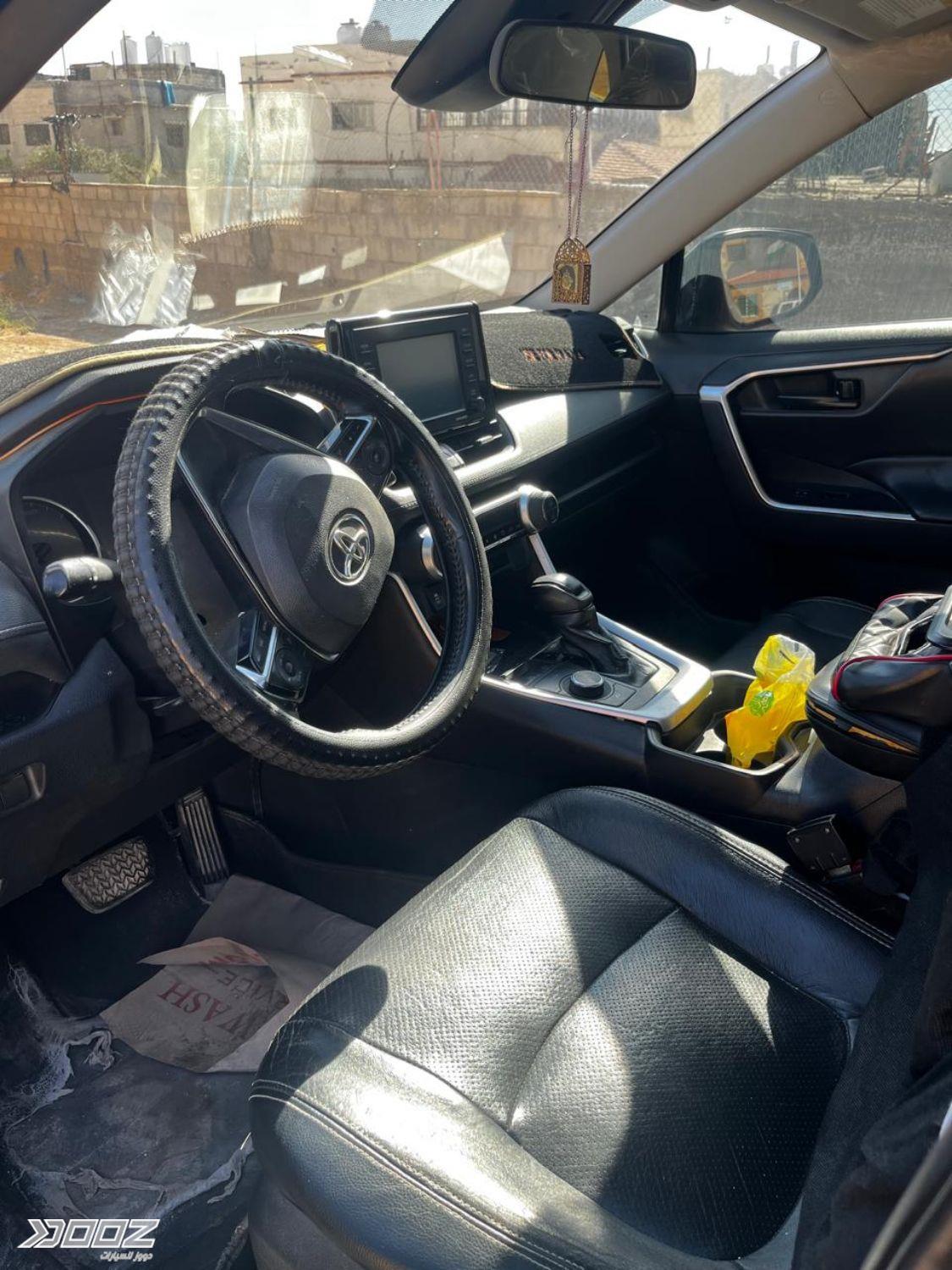 Toyota RAV4 2020 for sale in Zarqa