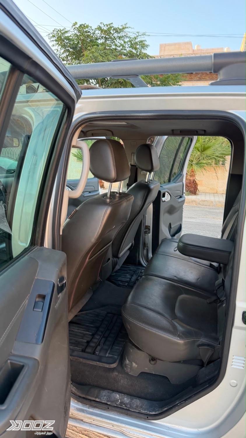 Nissan Navara 2014 for sale in Amman