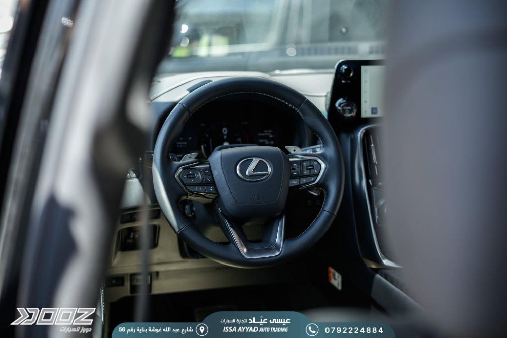 لكزس LX700H 2025 للبيع في عمان