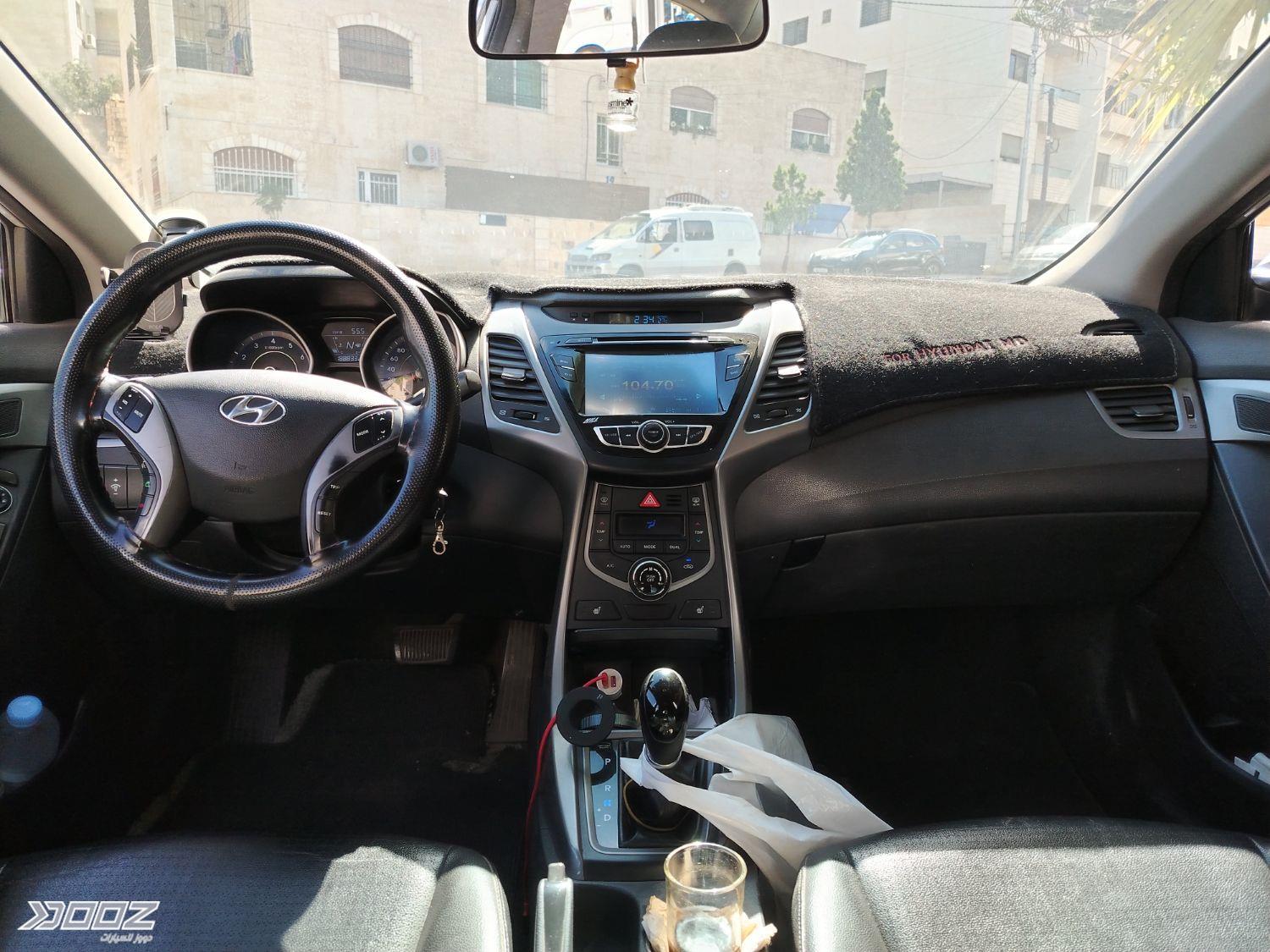 هيونداي Avante 2014 للبيع في عمان
