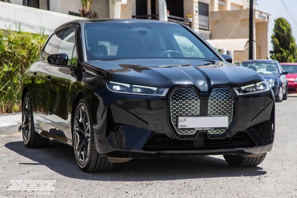 بي إم دبليو اي اكس اكس درايف 40 2023 للبيع في عمان