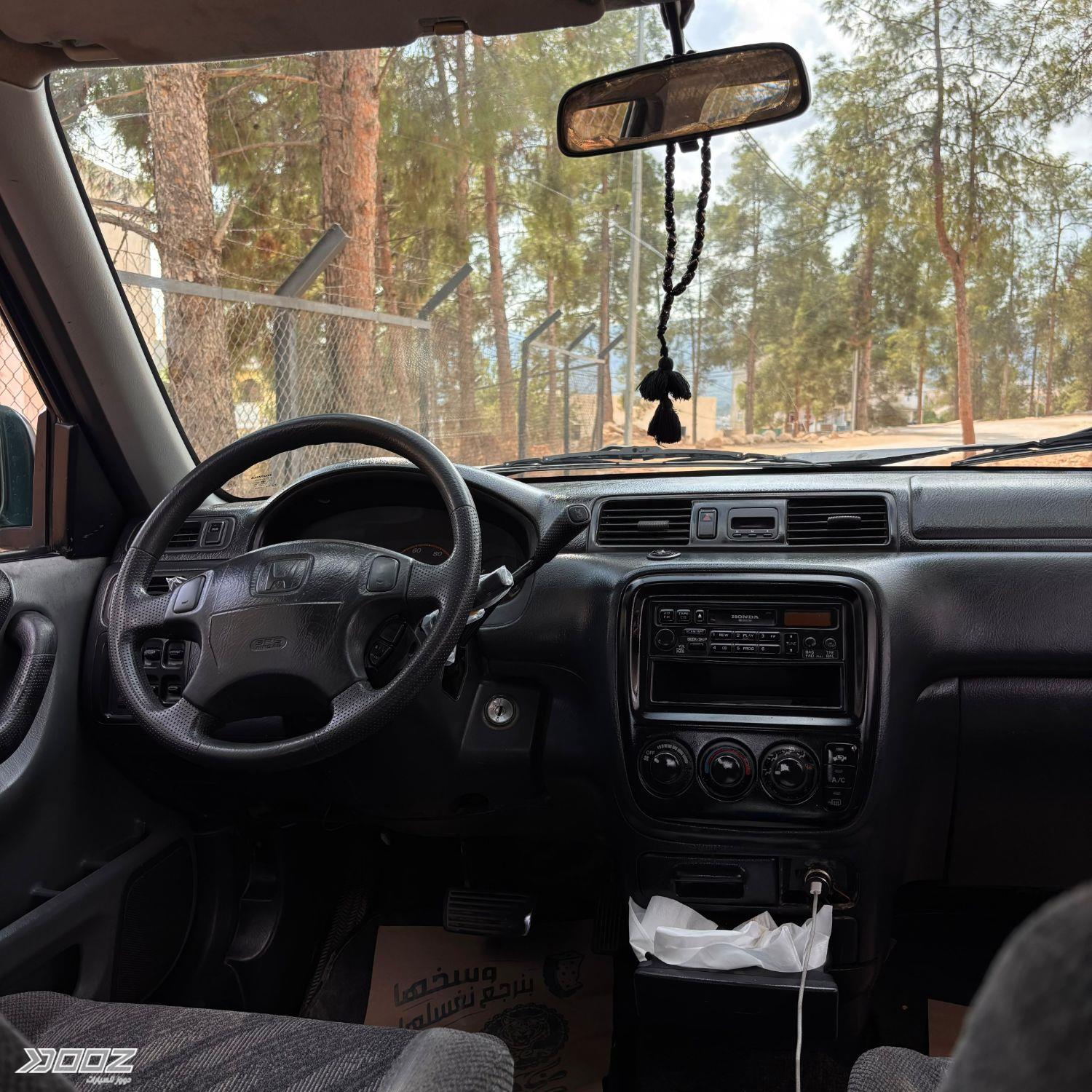 Honda CR-V 2000 for sale in Jerash