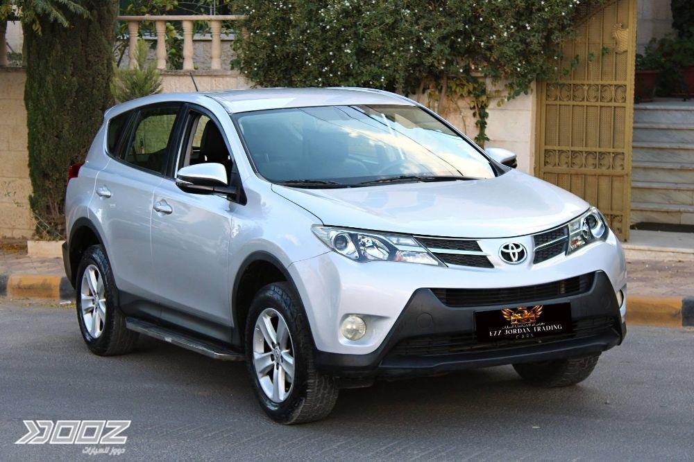تويوتا RAV4 2015 للبيع في عمان