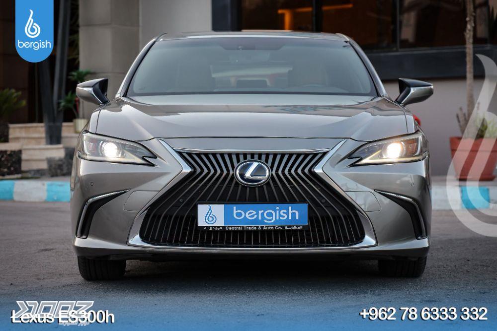 Lexus ES300H 2019 for sale in Irbid