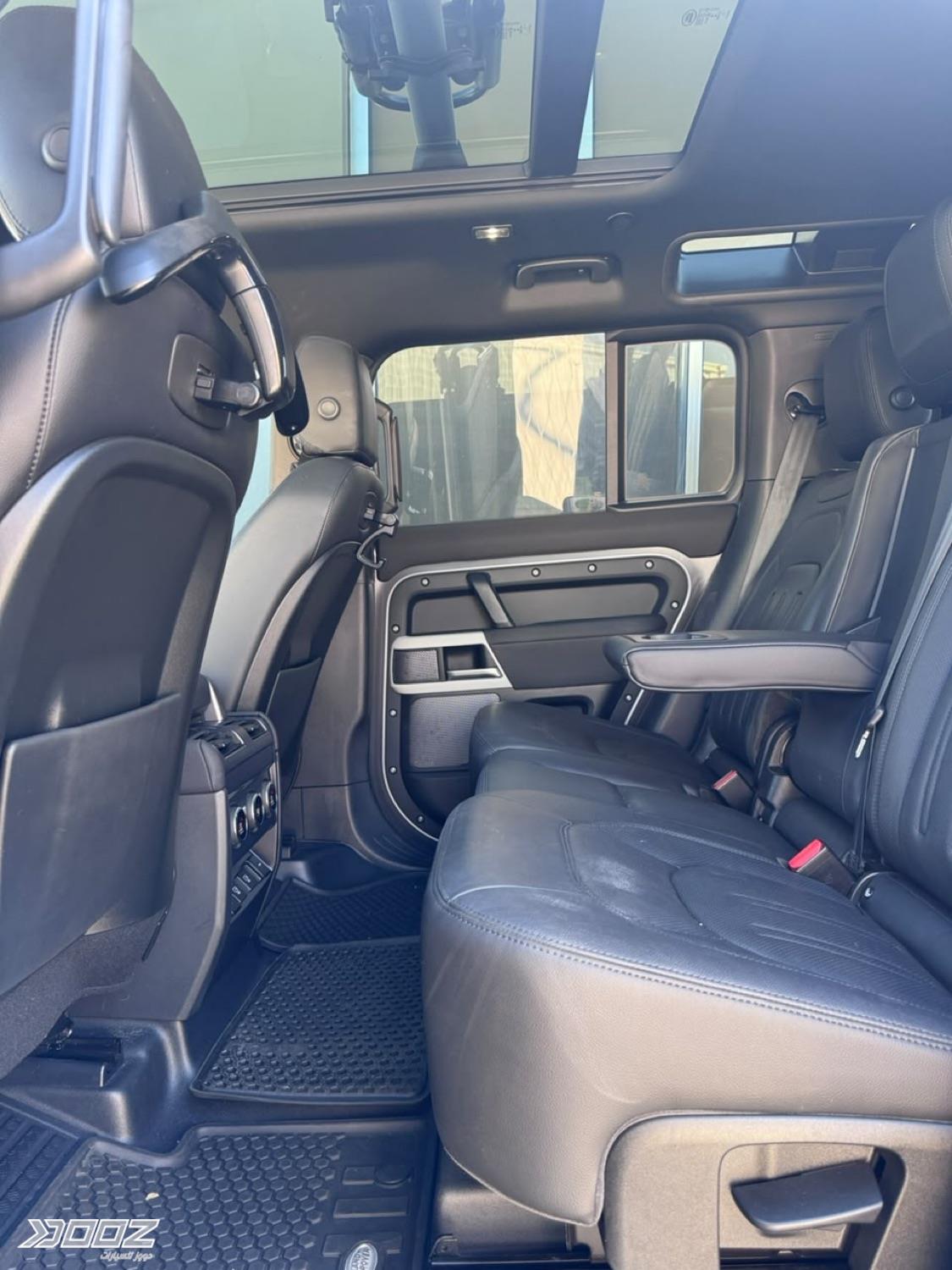Land Rover Defender 2021 for sale in Zarqa-freezone