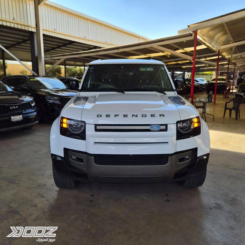 Land Rover Defender P400 2021 for sale in Zarqa-freezone