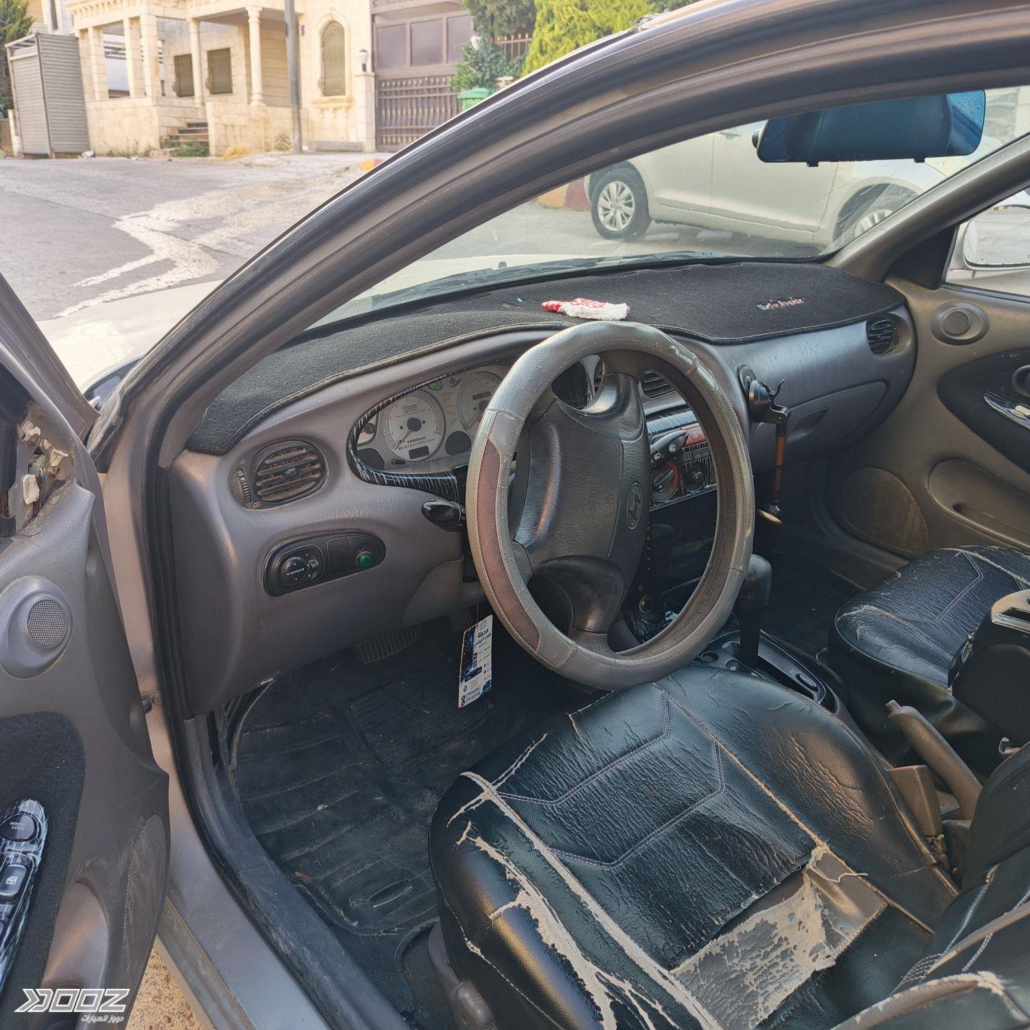 هيونداي Avante 2000 للبيع في عمان