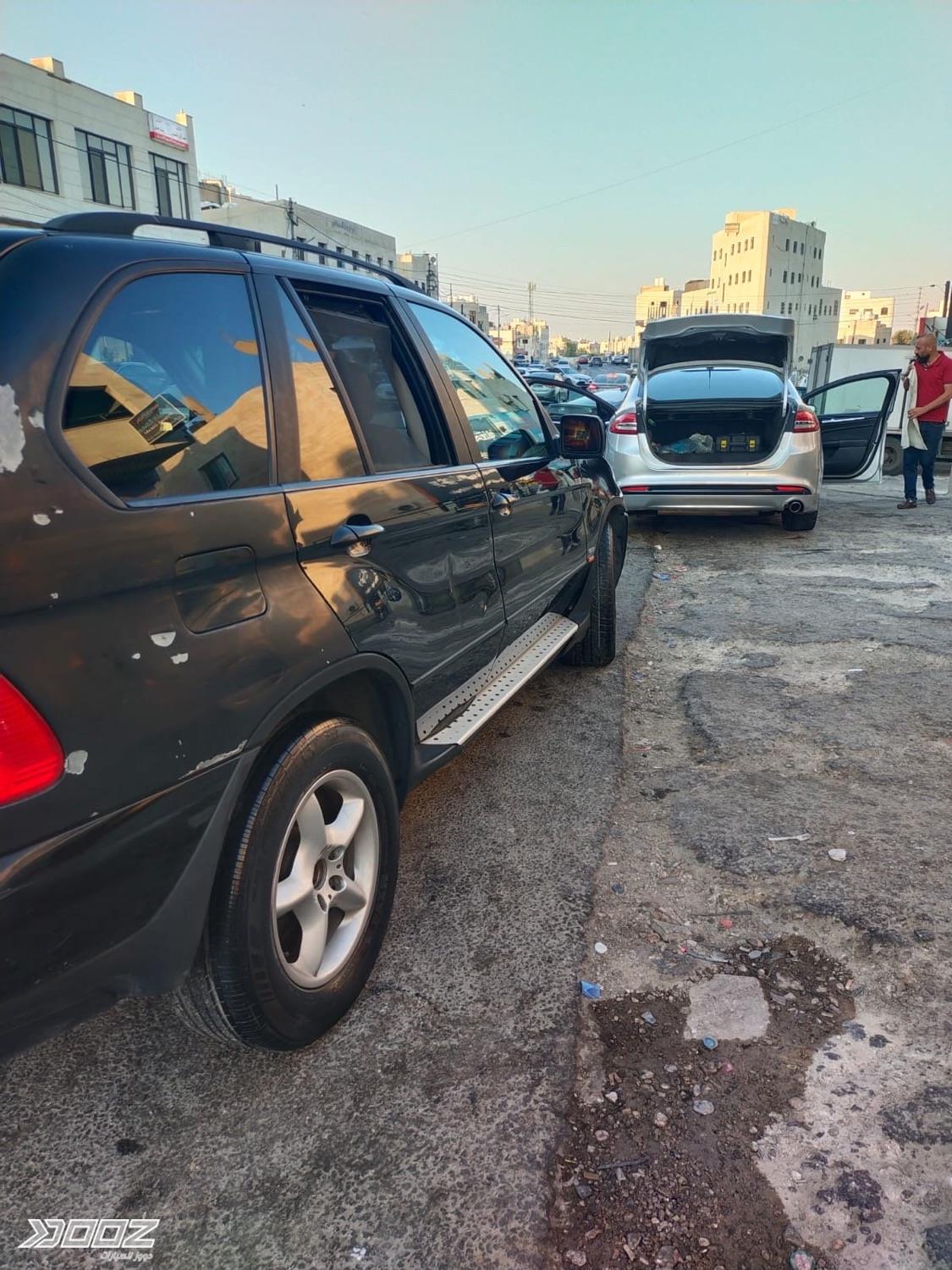 بي إم دبليو اكس 5 3.0i 2001 للبيع في عمان