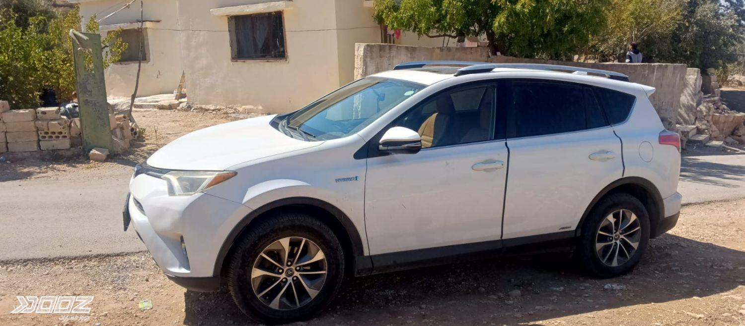 Toyota RAV4 2016 for sale in Ajloun
