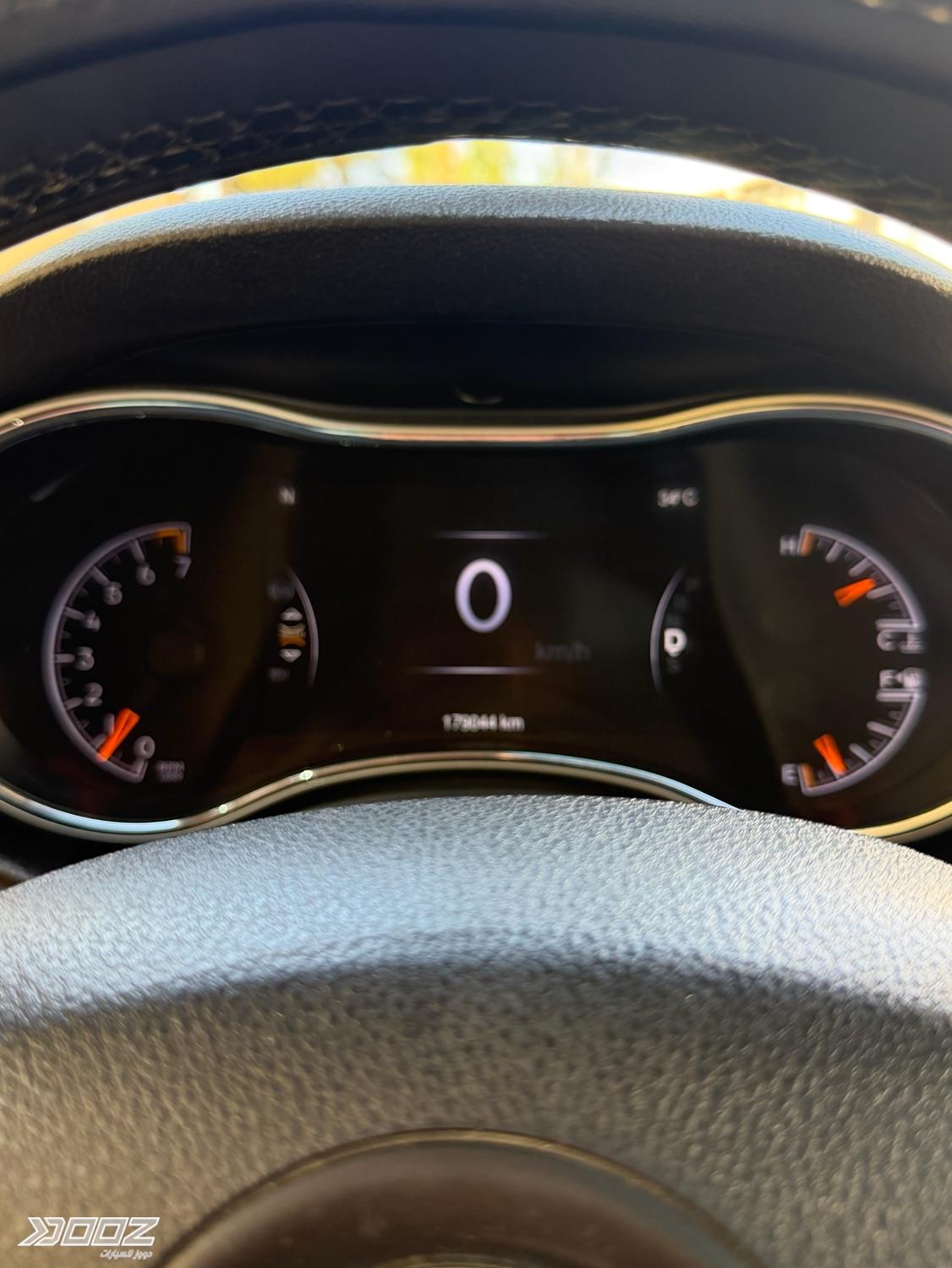 Jeep Grand Cherokee 2014 for sale in Amman