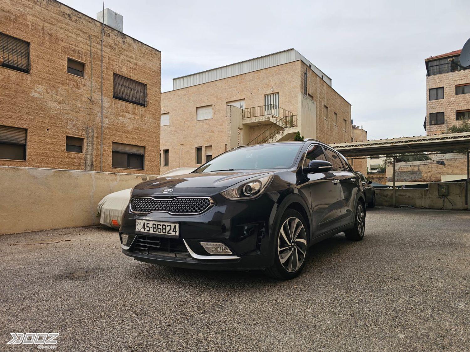 Kia Niro 2017 for sale in Amman