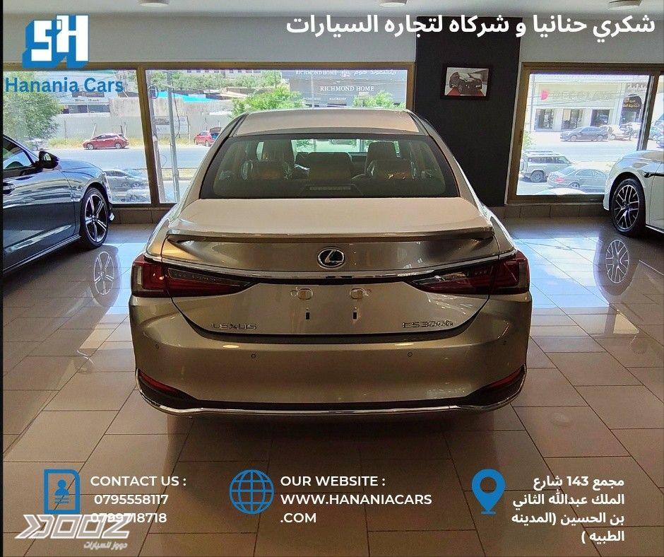 لكزس اي اس 300 اتش 2025 للبيع في عمان