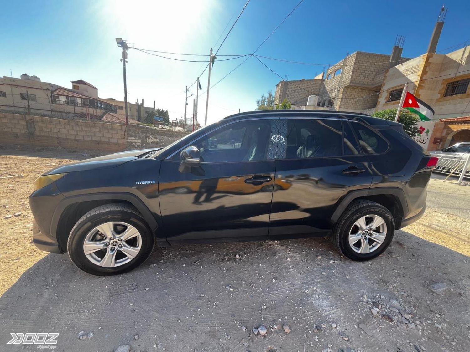Toyota RAV4 2020 for sale in Zarqa
