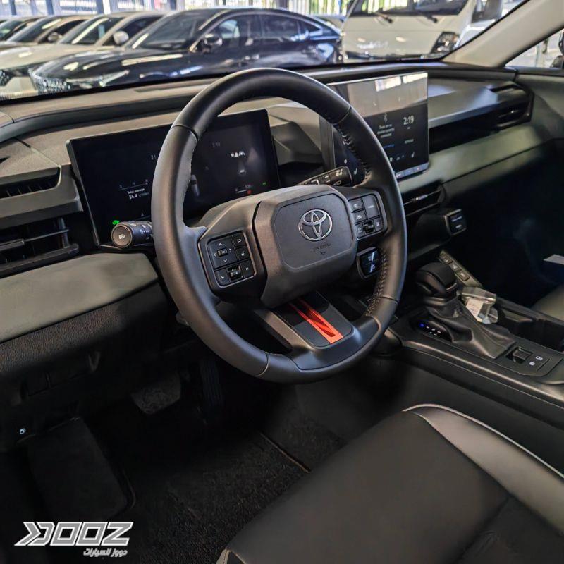 Toyota RAV4 2026 for sale in Zarqa-freezone