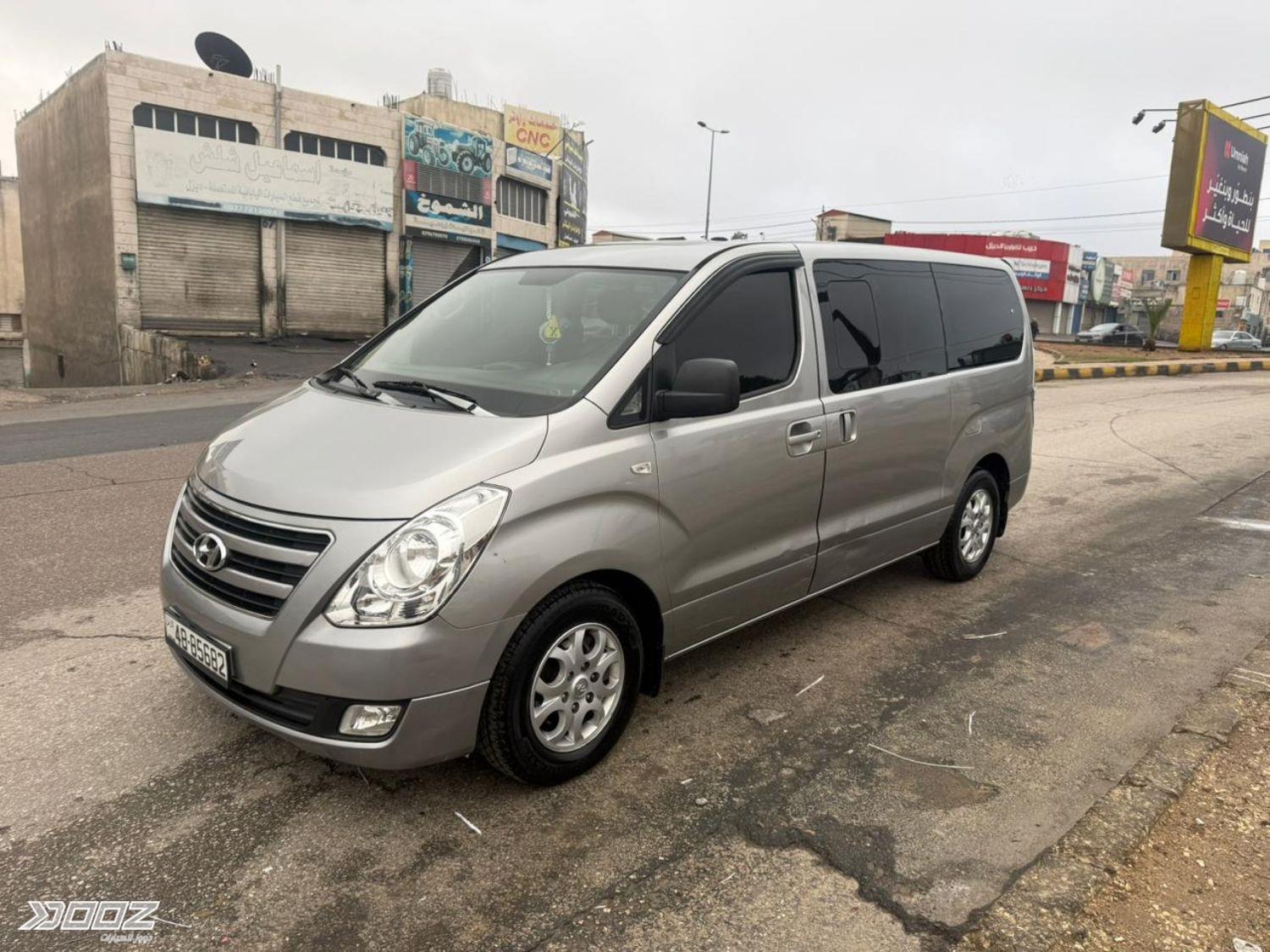 هيونداي H-1 2013 للبيع في الزرقاء