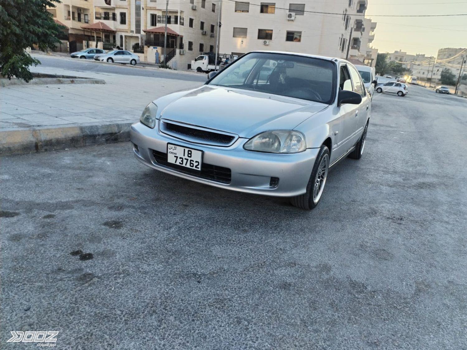 Honda Civic 2000 for sale in Zarqa