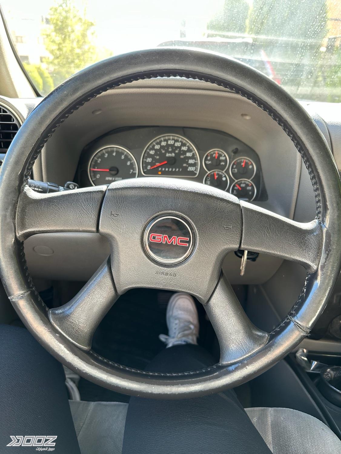 GMC Envoy 2009 for sale in Amman