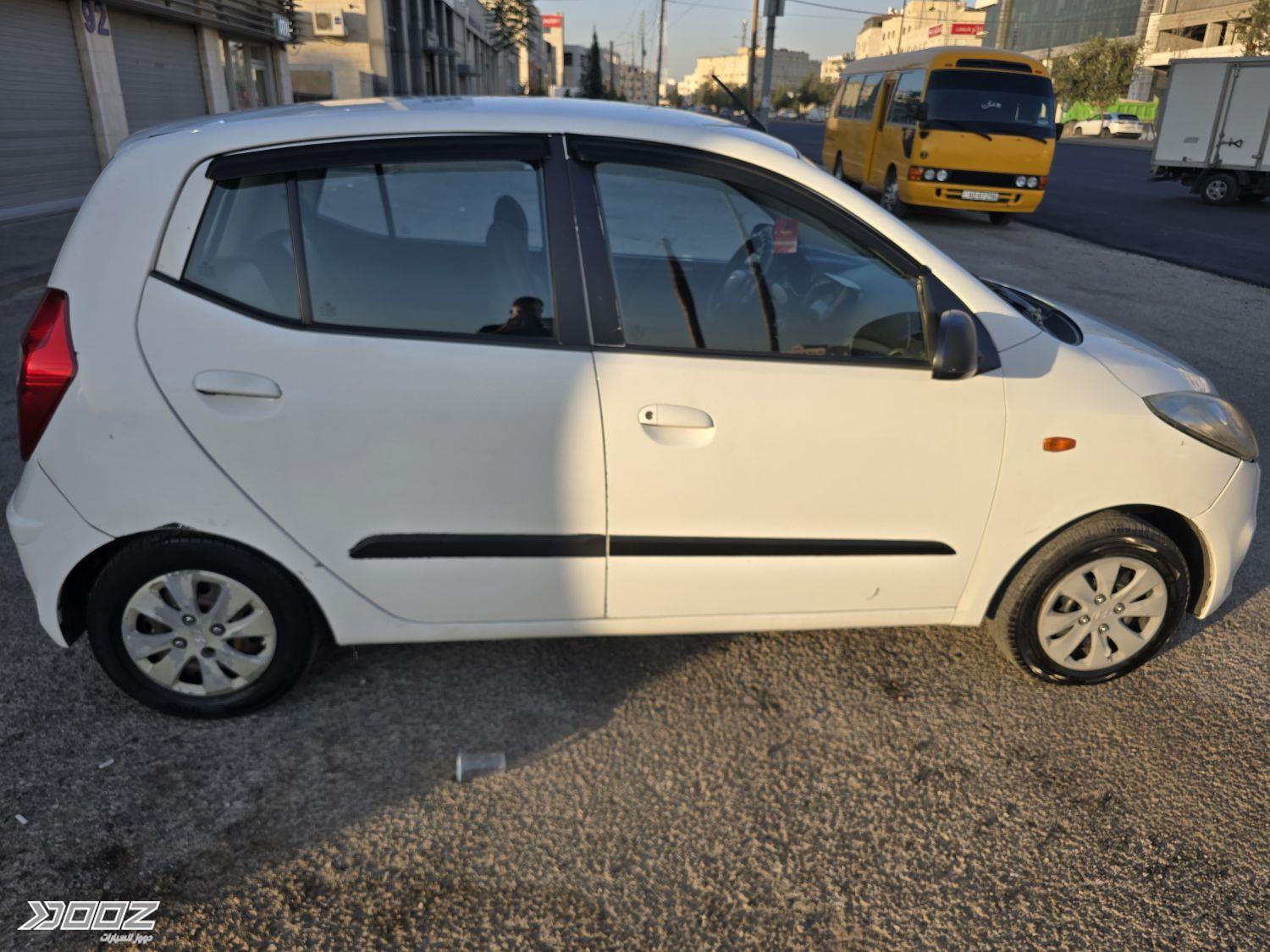 Hyundai i10 2014 for sale in Amman
