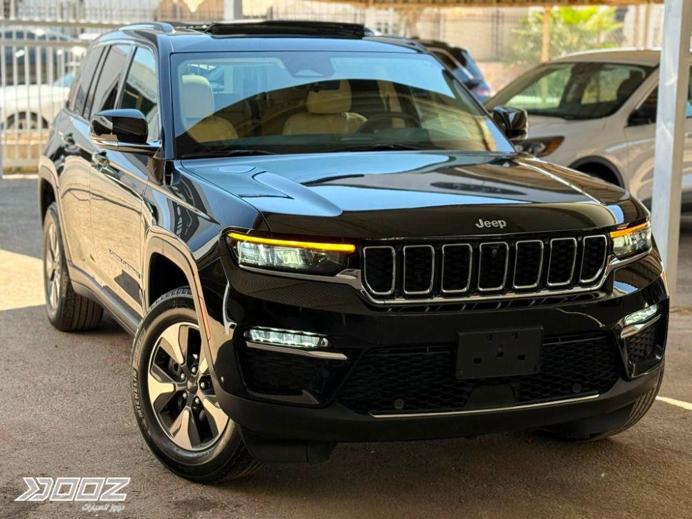 Jeep Grand Cherokee 2022 للبيع في الزرقاء-المنطقة الحرة