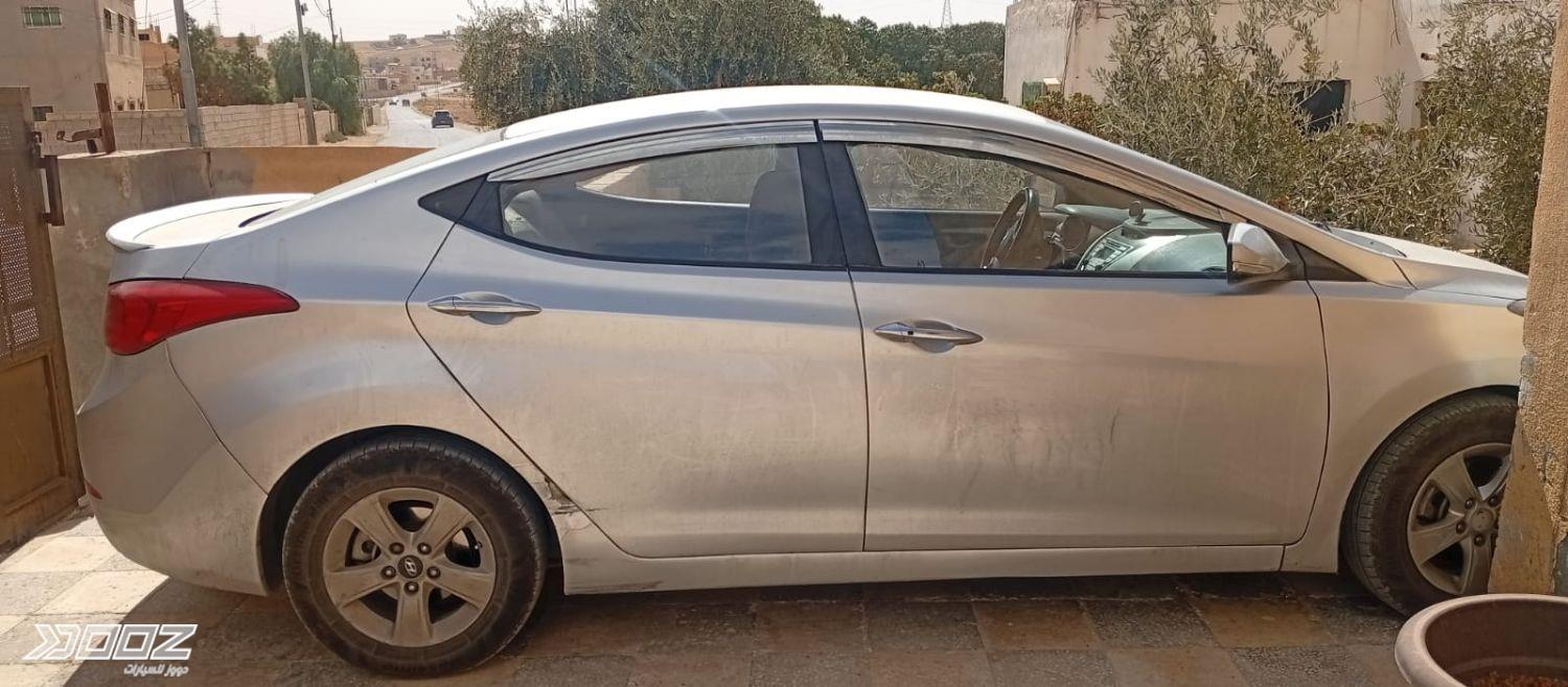 هيونداي Elantra 2012 للبيع في عمان