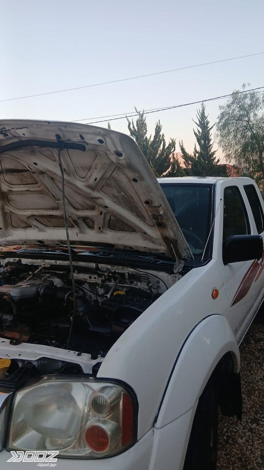 Nissan Navara 2004 for sale in Amman