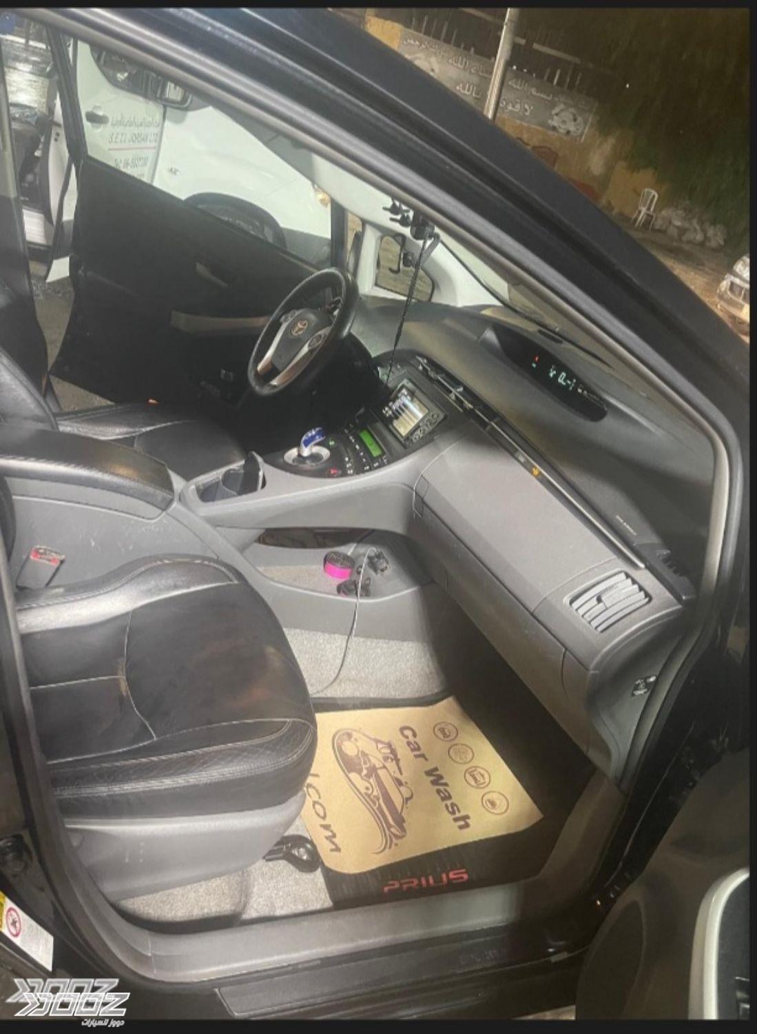 Toyota Prius 2012 for sale in Jerash