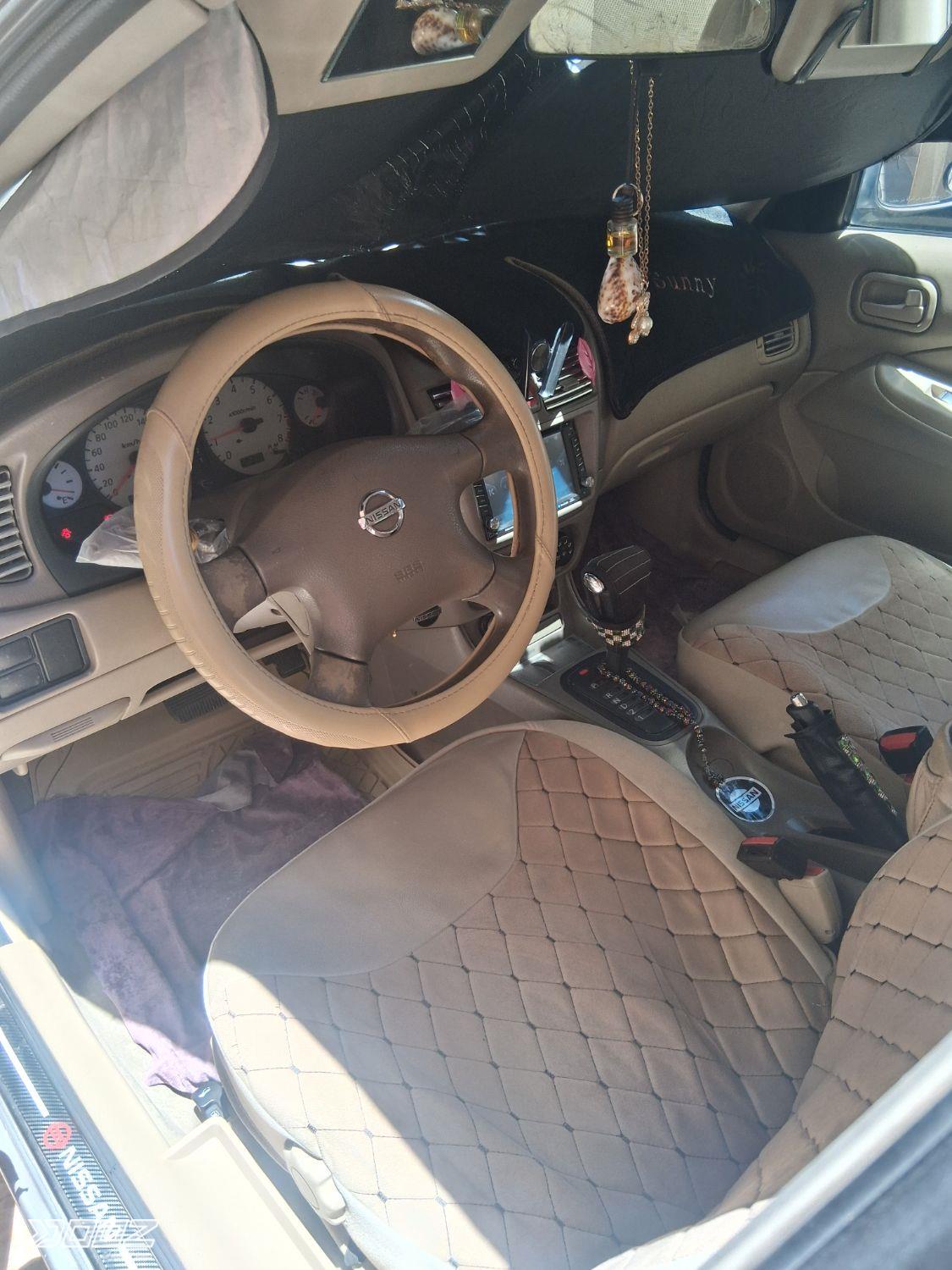 Nissan Sunny 2010 for sale in Amman