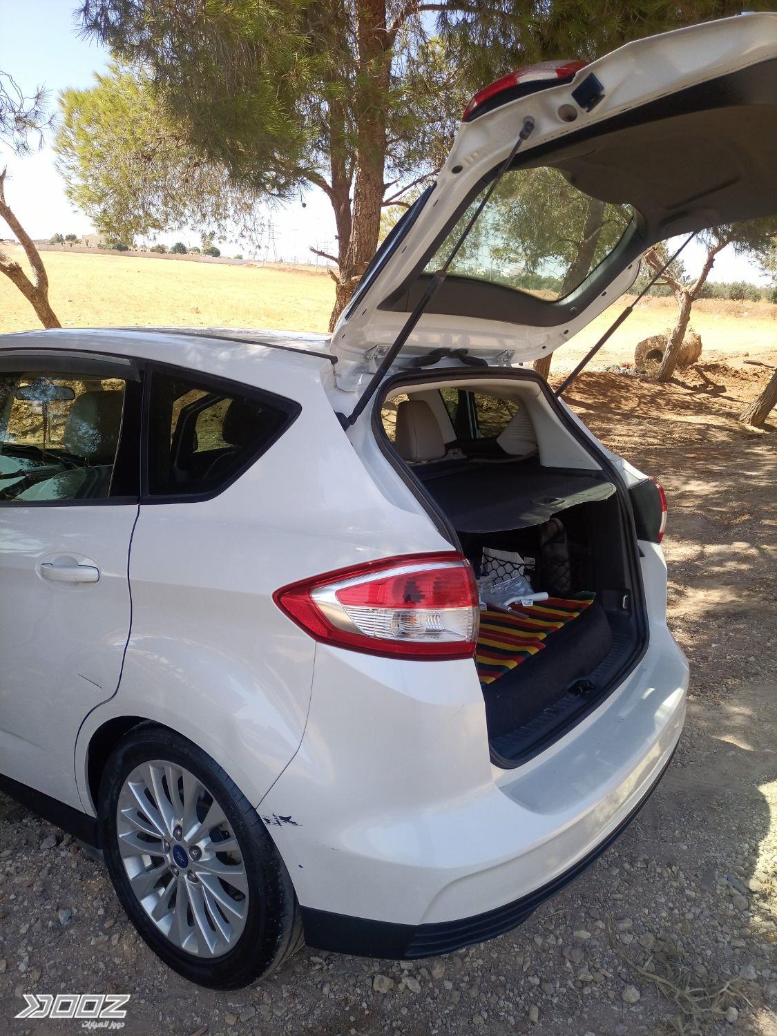 فورد C-MAX 2017 للبيع في مأدبا