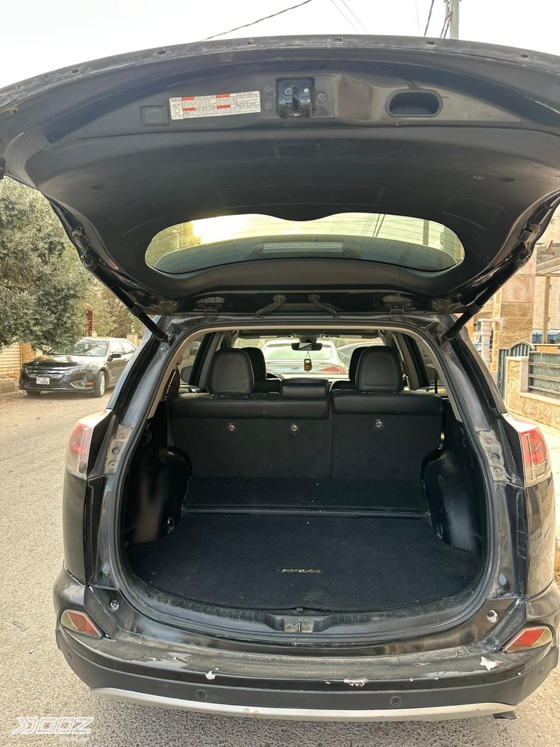 تويوتا RAV4 2016 للبيع في إربد