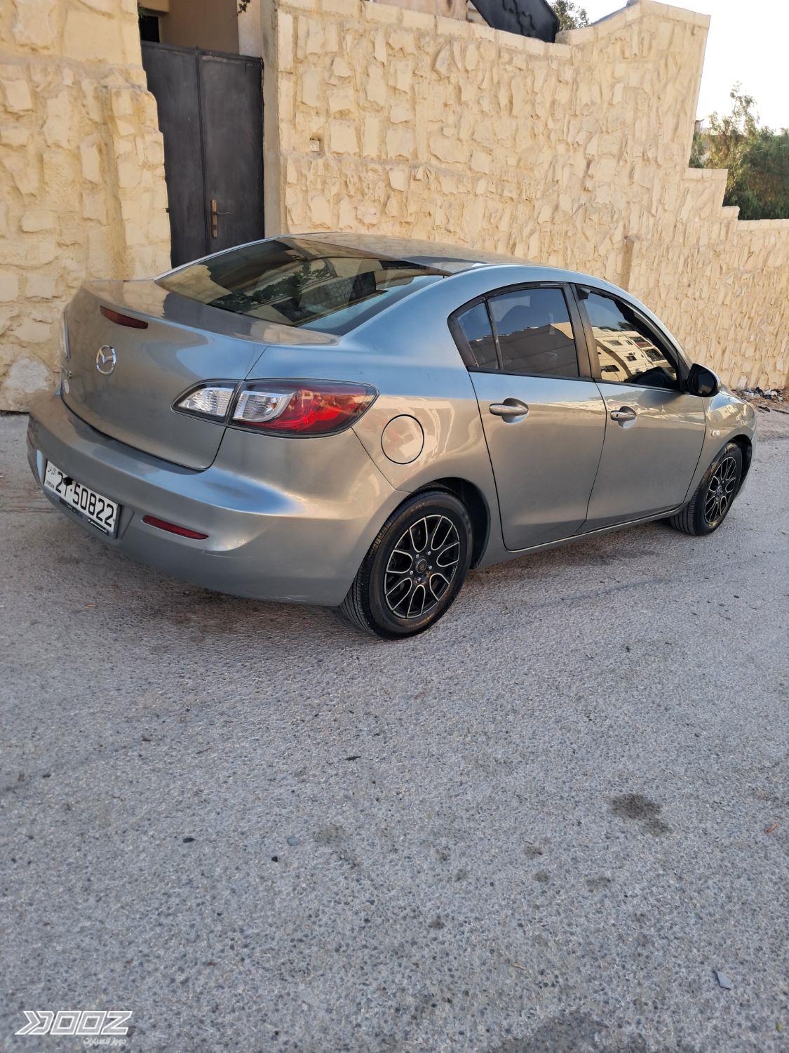 مازدا 3 2012 للبيع في الزرقاء