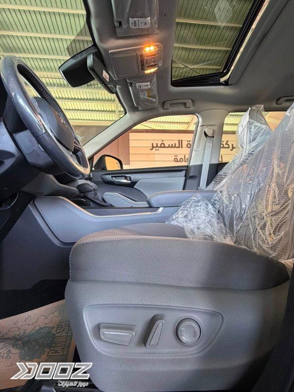 Toyota Highlander 2025 for sale in Zarqa-freezone